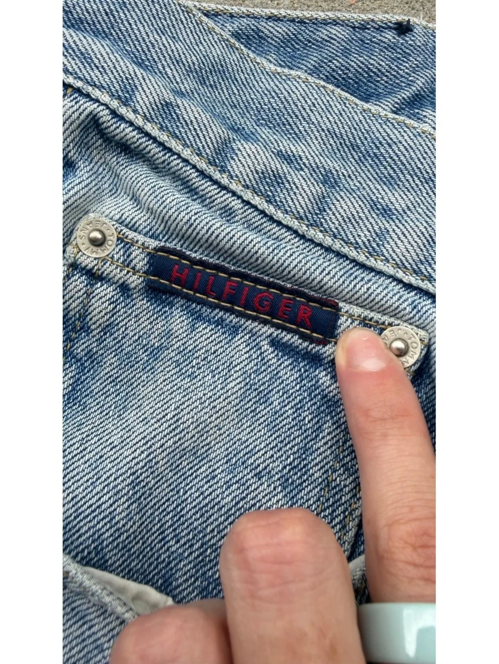 Vintage Tommy Hilfiger Light Blue Denim Shorts Size 32